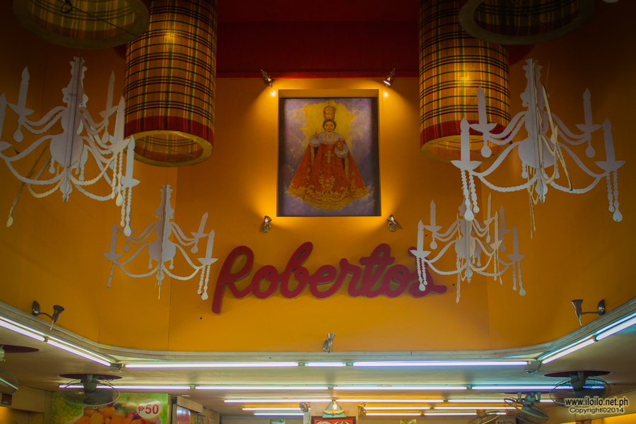 Decorative Interior of Roberto's